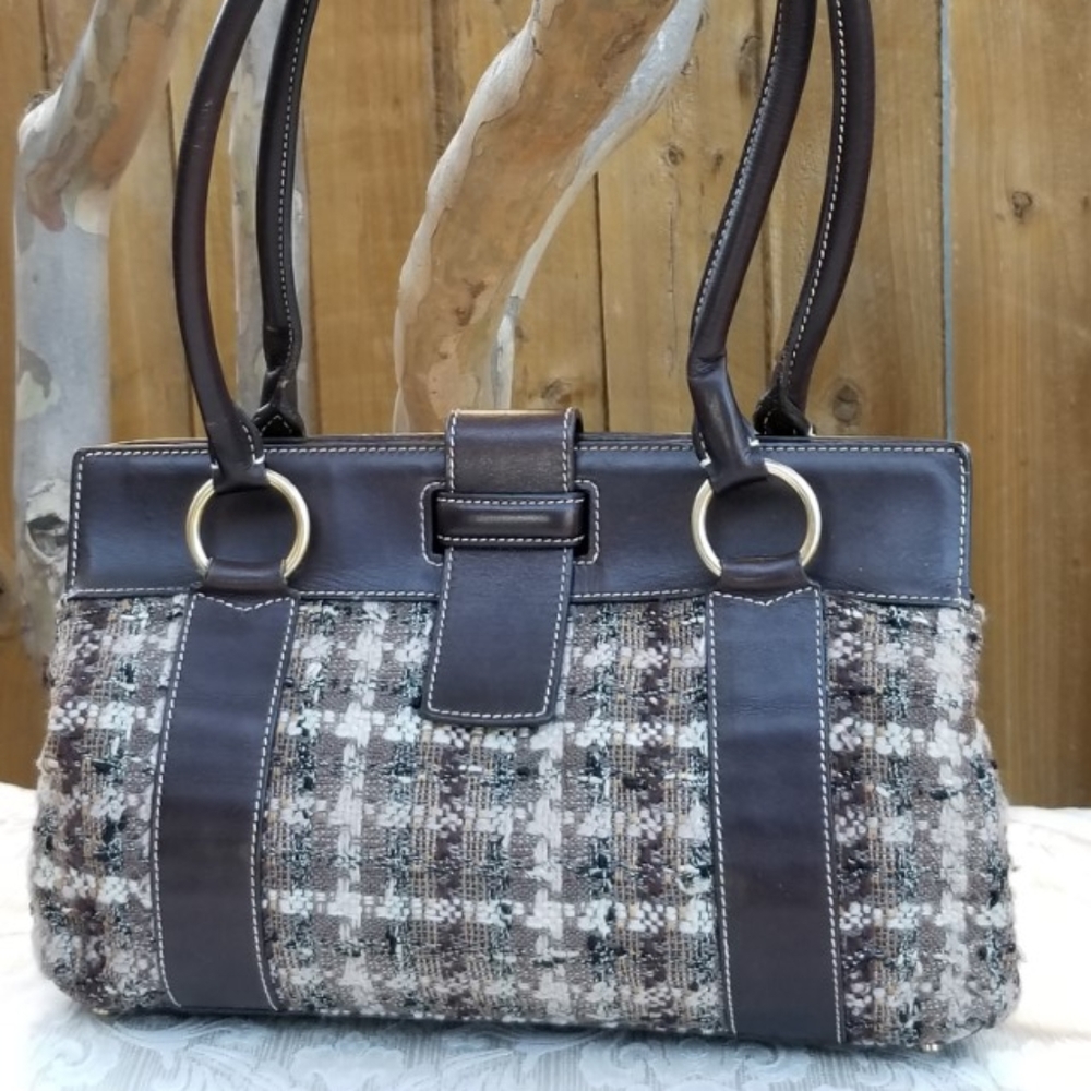 Lovely St. John Collection  Jacquard handbag - Picture 6 of 16